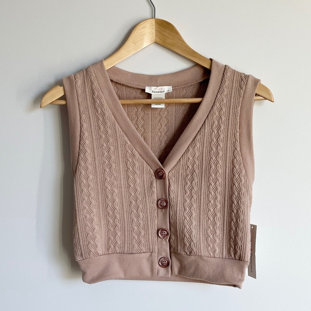 NWT Urban Romantics Blush/Beige Sweater Vest - Size S